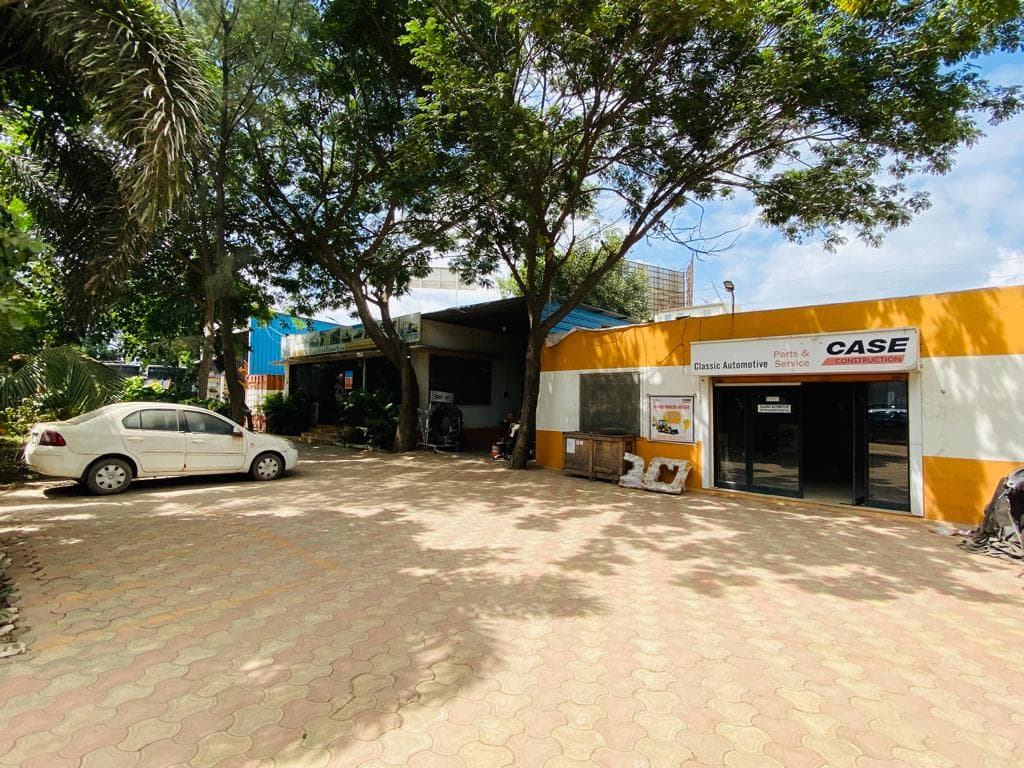 Classic automotive dealership facility in Rajkot